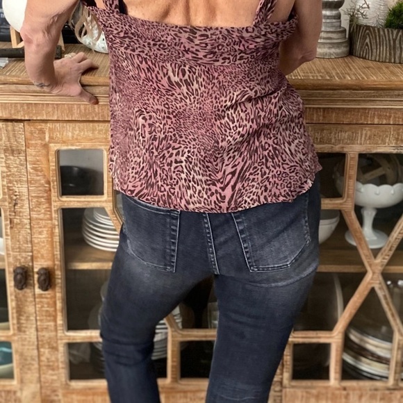 Classiques Entier Animal Print Top - Picture 11 of 11